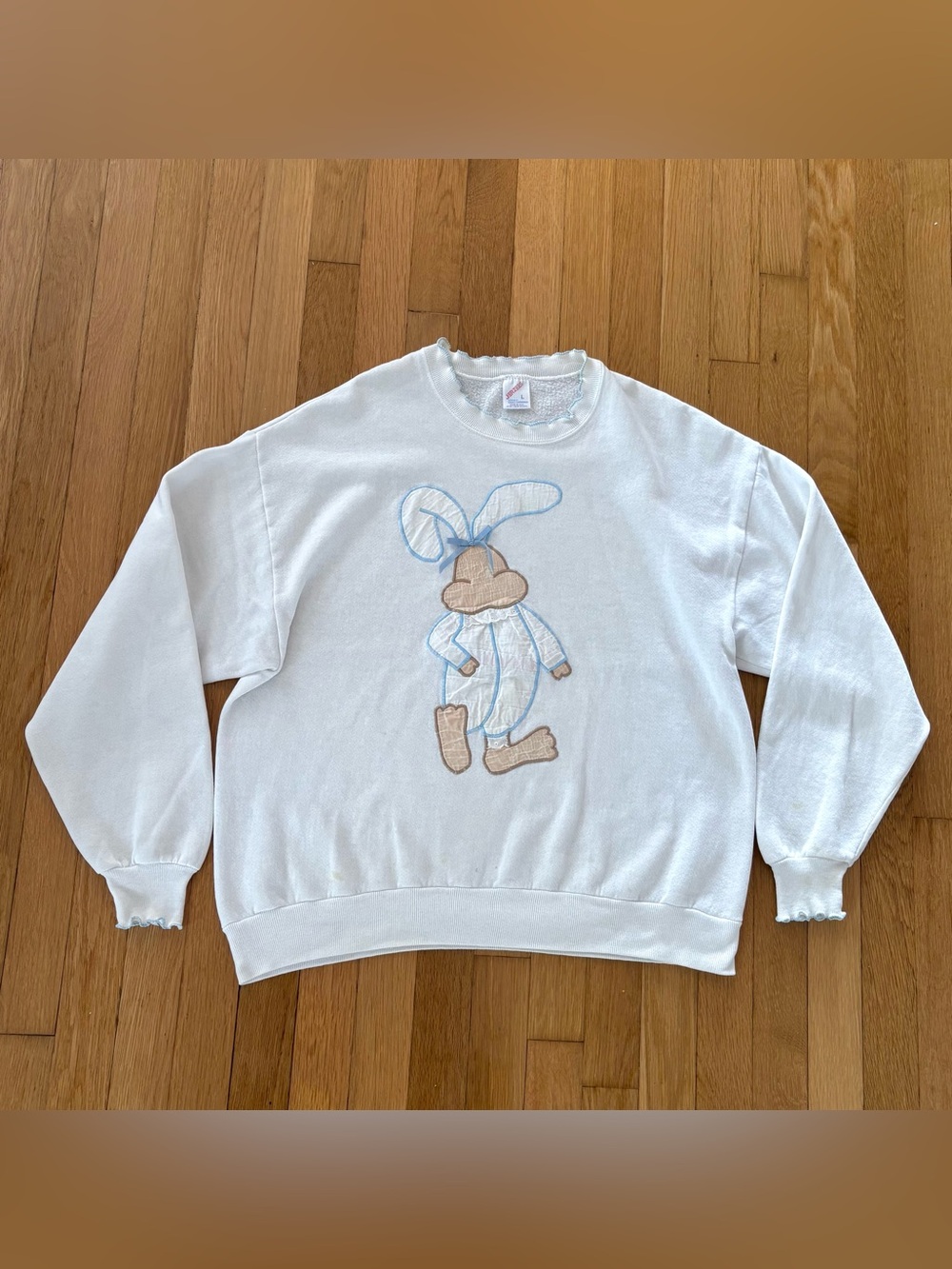 Vintage Jerzees Bunny Graphic Sweatshirt 80s Womens L Ruffle Collar Made In USA